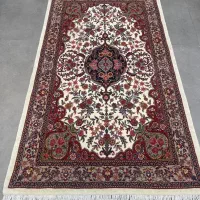 فرش دستباف (بساک) ۲ متری بیجار ۵۰ رج گل ابریشم|فرش|مشکیندشت, |دیوار