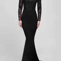 لباس مجلسی  خاص نو نو سایز۳۶تا۴۰ میخوره همراه کاور