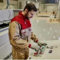 اپراتور دستگاه