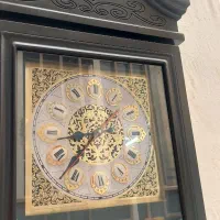 ساعت ایستاده و جاکفشی