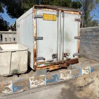 یخچال ایسوزو در بندر دیر