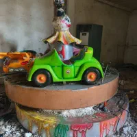 ۳دستگاه گردون شهربازی