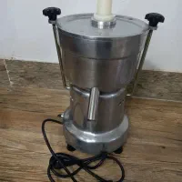 دستگاه ابمیوه گیری صنعتی هلال مدل g۱۰۰