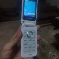 گوشی تاشو