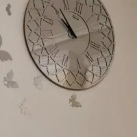 ساعت دیواری