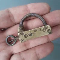 دو عدد قفل قدیمی قاجاری|کلکسیون اشیاء عتیقه|تهران, تهران‌نو|دیوار