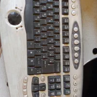 کامپیوتر در حد مو کاملا سالم