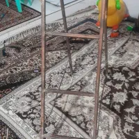 چهارپایه آهنی