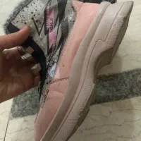 بوت|کفش و لباس بچه|رشت, صفاری|دیوار