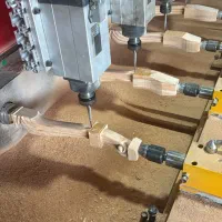 خدمات cnc با سه دستگاه تحویل فوری