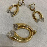 نیم ست نعل قلبی شکیل طلا