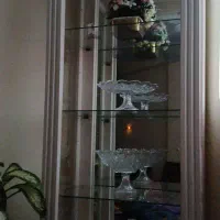 بوفه سالم در حد نو،فقط شیشه جلویی شکسته