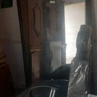 صندلی و آیینه آرایشگری|آرایشگاه و سالنهای زیبایی|ایذه, |دیوار