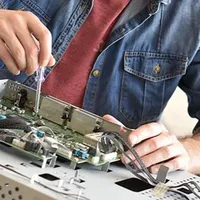 تعمیرات تخصصی تلویزیون تعمیرکار LED با ضمانت|خدمات پیشه و مهارت|کرمانشاه, |دیوار