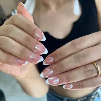 کاشت و ترمیم ناخن به مناسبت یلدا|خدمات آرایشگری و زیبایی|تهران, قلهک|دیوار