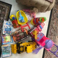 اسباب بازی و کتاب