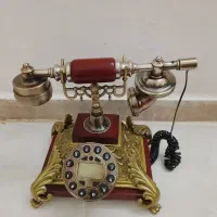 گوشی و تلفن کلاسیک