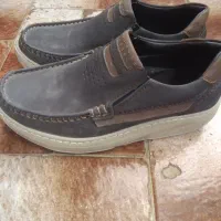 یه جفت کفش پسرانه