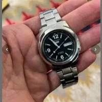 سیکو|ساعت|تهران, فلسطین (میدان انقلاب)|دیوار