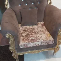 مبل استیل درجه یک بدون زره ای خرابی|مبلمان خانگی و میز عسلی|یزد, |دیوار