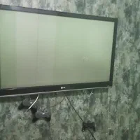 تلوزیون ۴۰LED اینچ  سالم بدون شکستگی با ضمانت