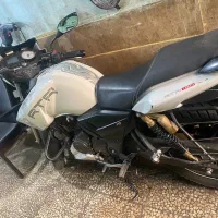 اپاچی ۱۸۰ مدل ۹۳