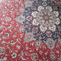 فرش قدیمی ولی تمیز بدون پارگی و غیره