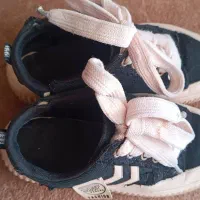 کتونی زنونه