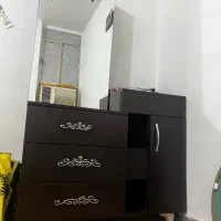 فروش فوری میز آرایشی