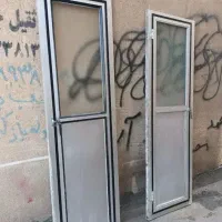 خرید خریدار درب پنجره المنیوم سرویس و حمام وغیره