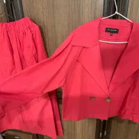 کت دامن|لباس|رشت, معلم|دیوار