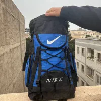 دو عدد کوله پشتی|کیف، کفش، کمربند|اندیشه, اندیشه فاز ۱|دیوار