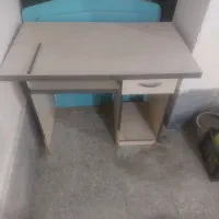 میز و صندلی