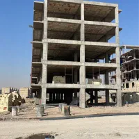 بنای سفت کار هستم