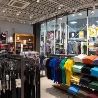 استخدام فروشنده و مدلینگ آقا و خانم درپوشاک ولباس