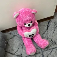 عروسک صورتی