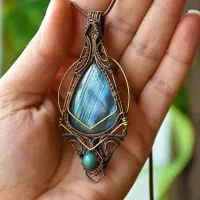 گردنبند سنگ اوپال معدنی و لابرادوریت معدنی