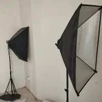 نور ثابت مدل 5 لامپ|دوربین عکاسی و فیلم‌برداری|اندیشه, اندیشه فاز ۵|دیوار