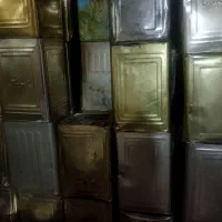تعدادی حلب جا عسل