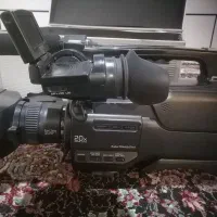 دوربین فیلمبرداری سونی+باطری+کیف+پرژکتور|دوربین عکاسی و فیلم‌برداری|احمدی, |دیوار