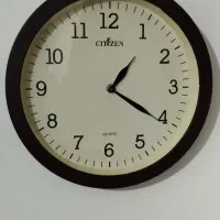 ساعت دیواری