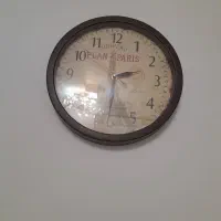 ساعت و تابلوی