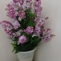 گل مصنوعی زیبا و سالم