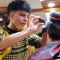آرایشگر در منزل