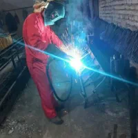 نیازمند جوشکار co2