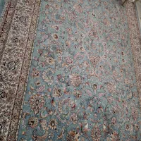 یک فرش ۱۲ متری و ۹ متری و ۶ متری ۷۰۰ شانه