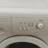 ماشین لباسشویی|ماشین لباسشویی و خشککن لباس|فولادشهر, C8|دیوار