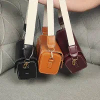 کیف های درجه یک|کیف، کفش، کمربند|رشت, باهنر|دیوار