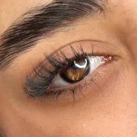 ترمیم و اکستنشن مژه