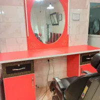 صندلی آینه کنسول وسایل آرایشگاه|آرایشگاه و سالن‌های زیبایی|ملایر, |دیوار